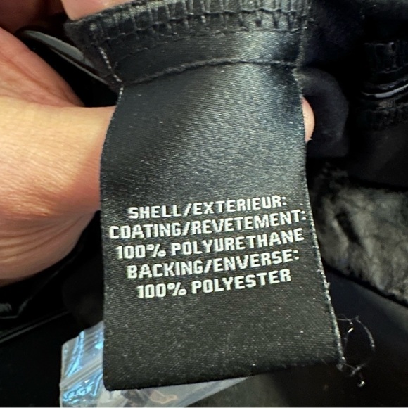 NWT 7 For All Mankind Shiny Faux Leather Wide Crop Leg Flare black pants M - Picture 8 of 8